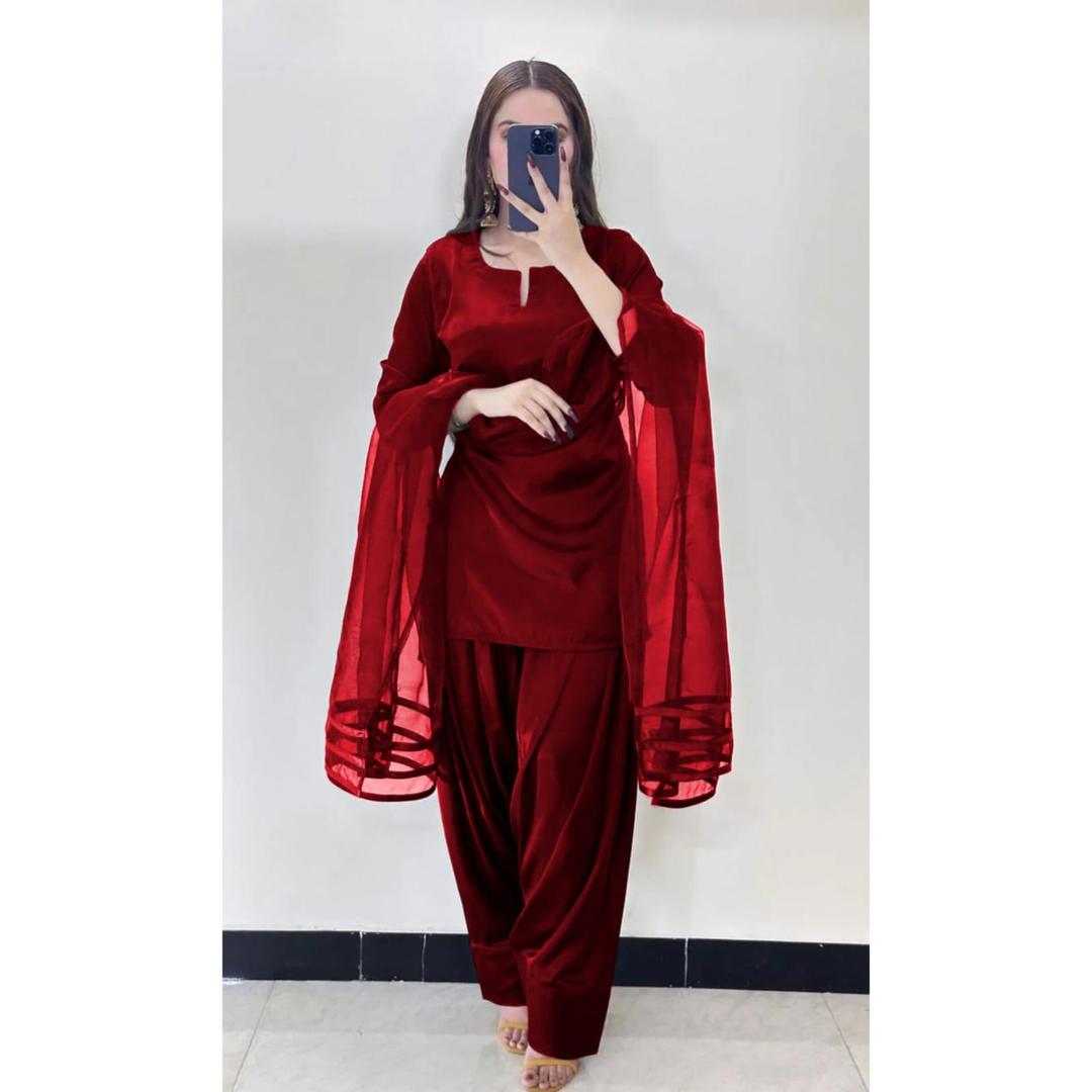 3 Pcs Woman's Stitched Plain Suits