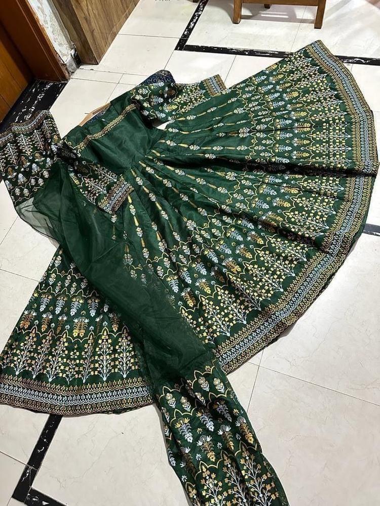 3Pcs Woman's Stitched Katan Silk printed Maxi Suit