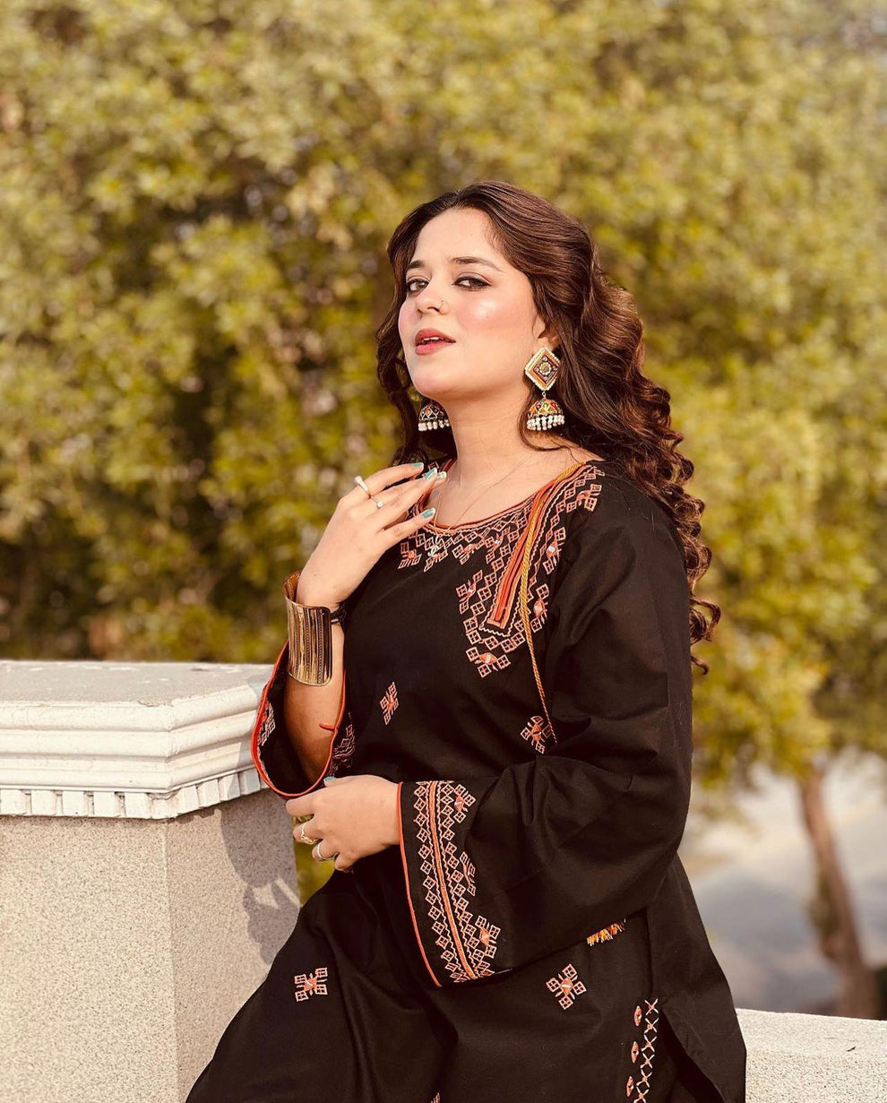 2Pcs Woman's Stitched Linen Embroidered shirt and Trouser