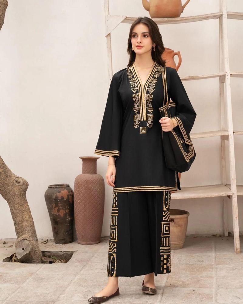 2Pcs Woman's Stitched Linen Printed Shirt And Trouser