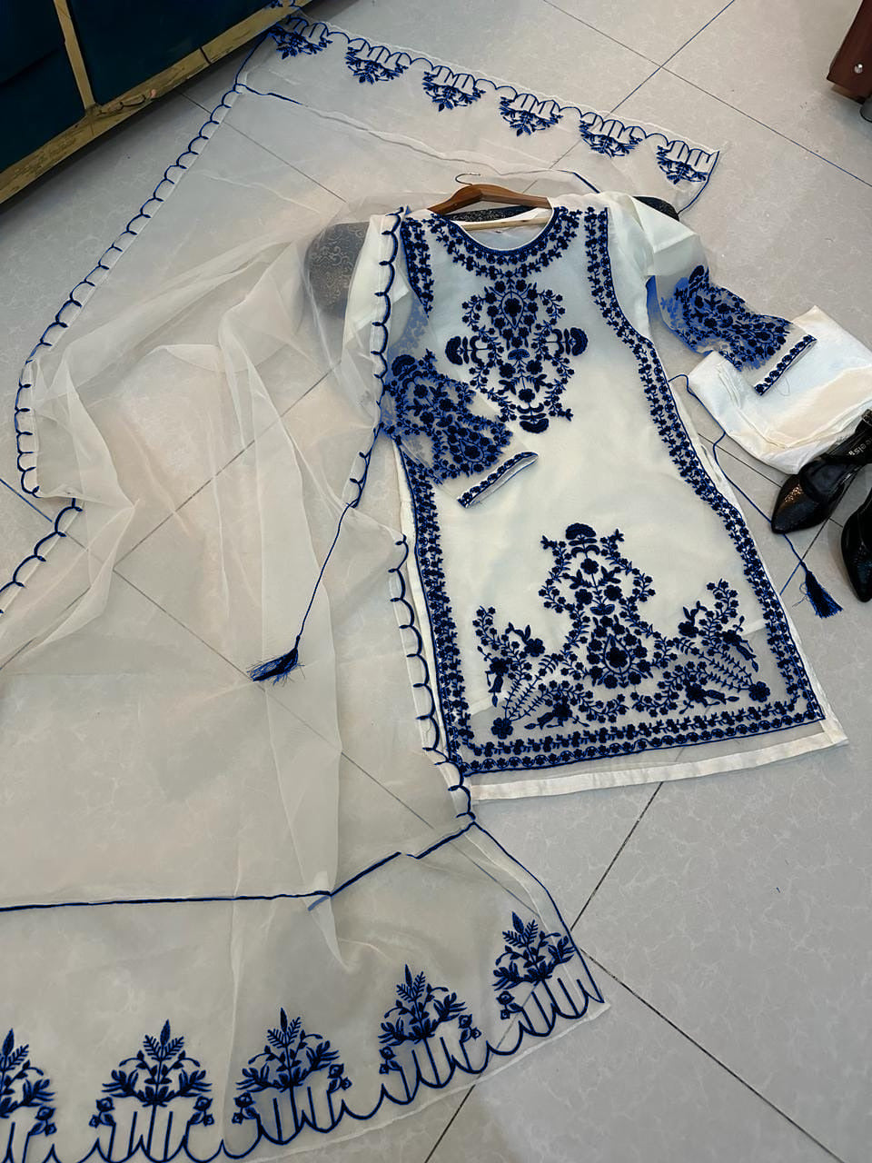 3Pcs Woman's Stitched Organza Embroidered Suits