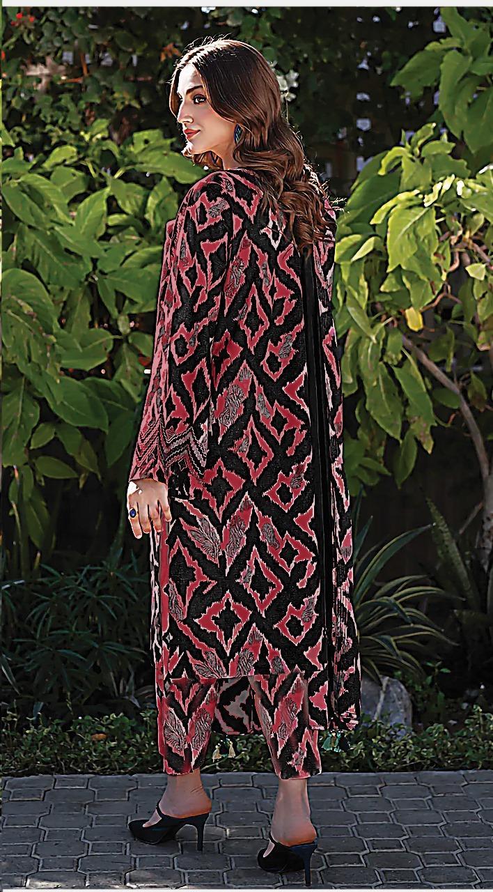 3Pcs Woman's Unstitched Embroidered Suits