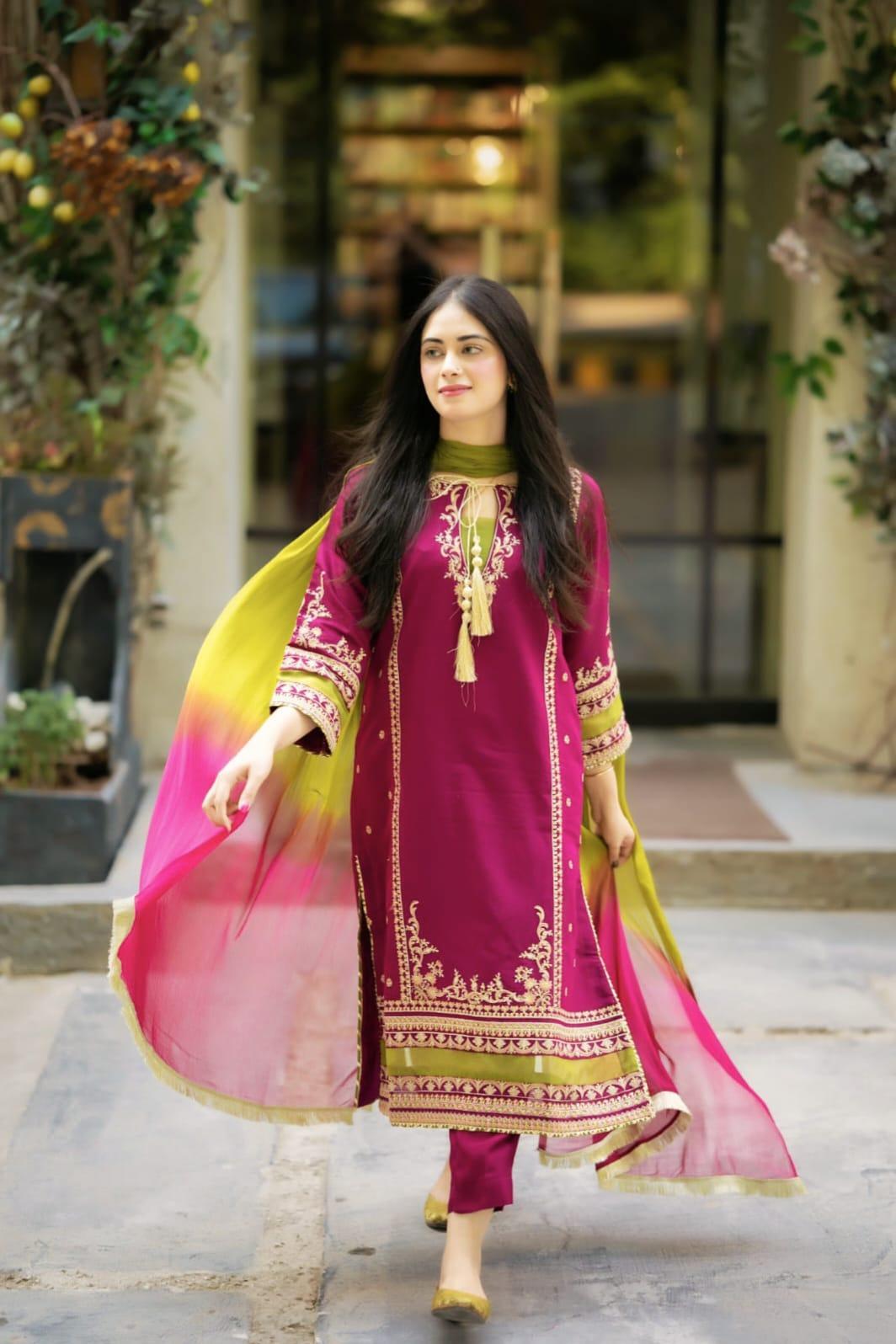 3Pcs Woman's Unstitched Embroidered Suits